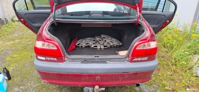 Toyota Avensis 2002, kuva 6/8