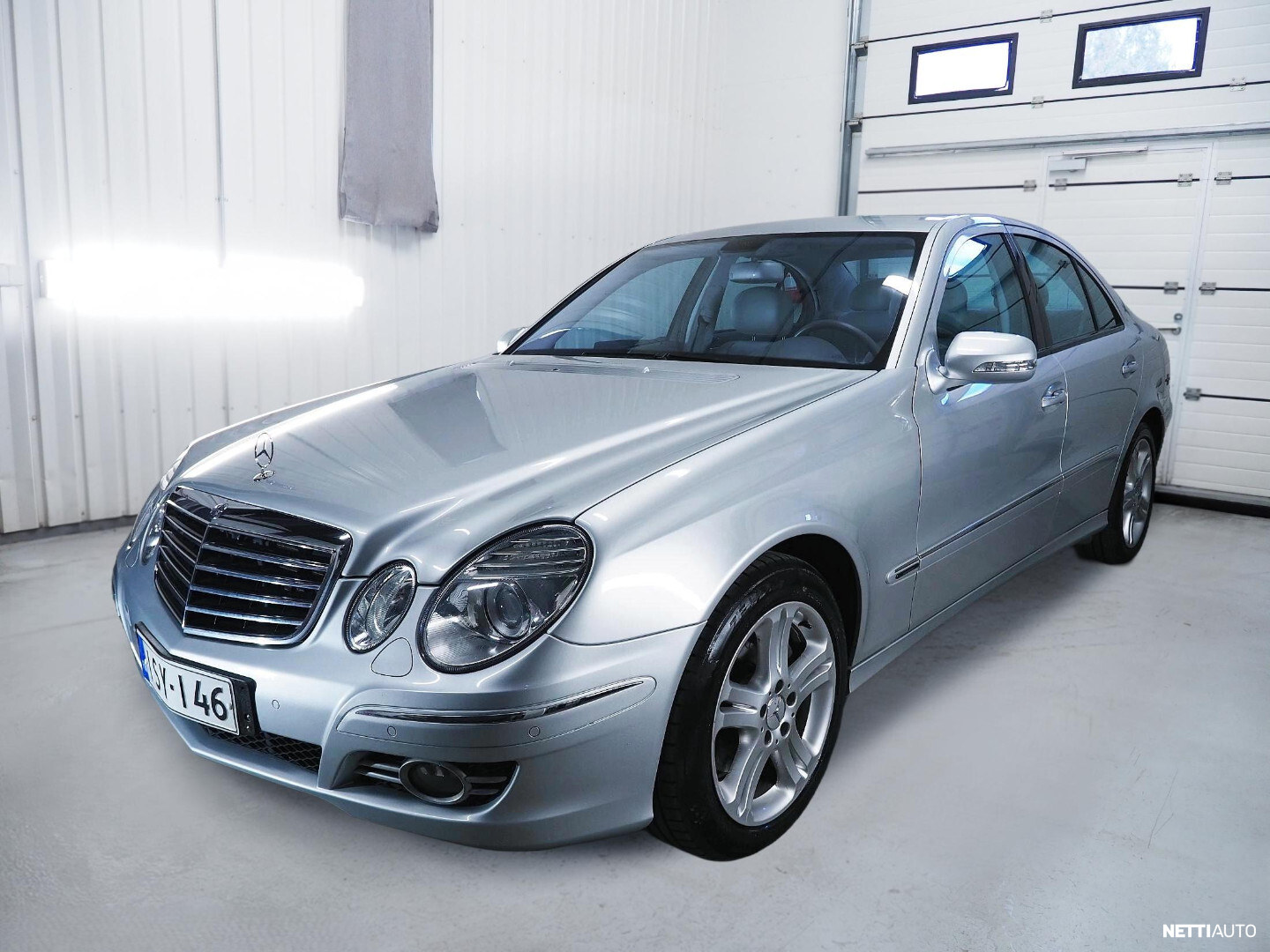 Mercedes-Benz E