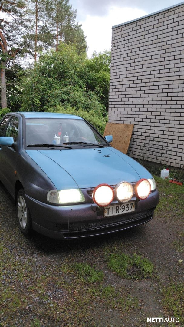 Seat Cordoba