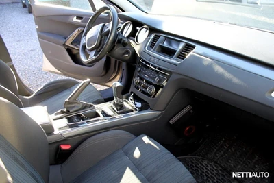 Peugeot 508 Access VTi 120 2Tronic 2011, photo 7/8