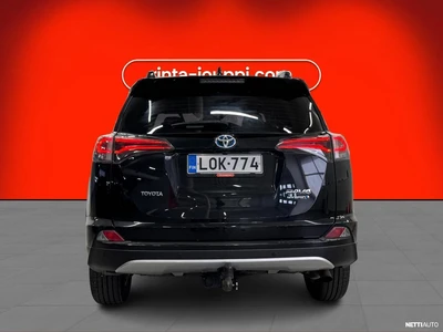 Toyota RAV4 2018, photo 7/23