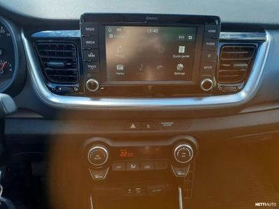 Kia Stonic 2020, photo 8/8