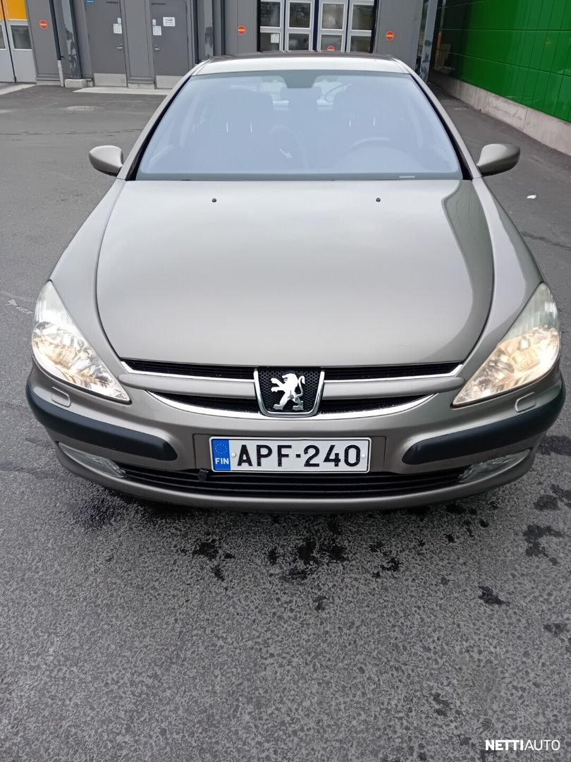 Peugeot 607