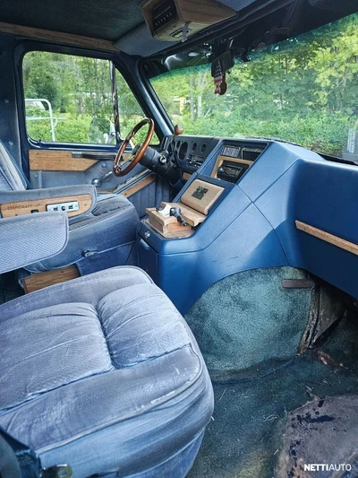 Chevrolet Chevy Van 350 1990, kuva 5/12
