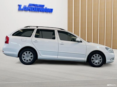 Skoda Octavia 2012, kuva 6/32