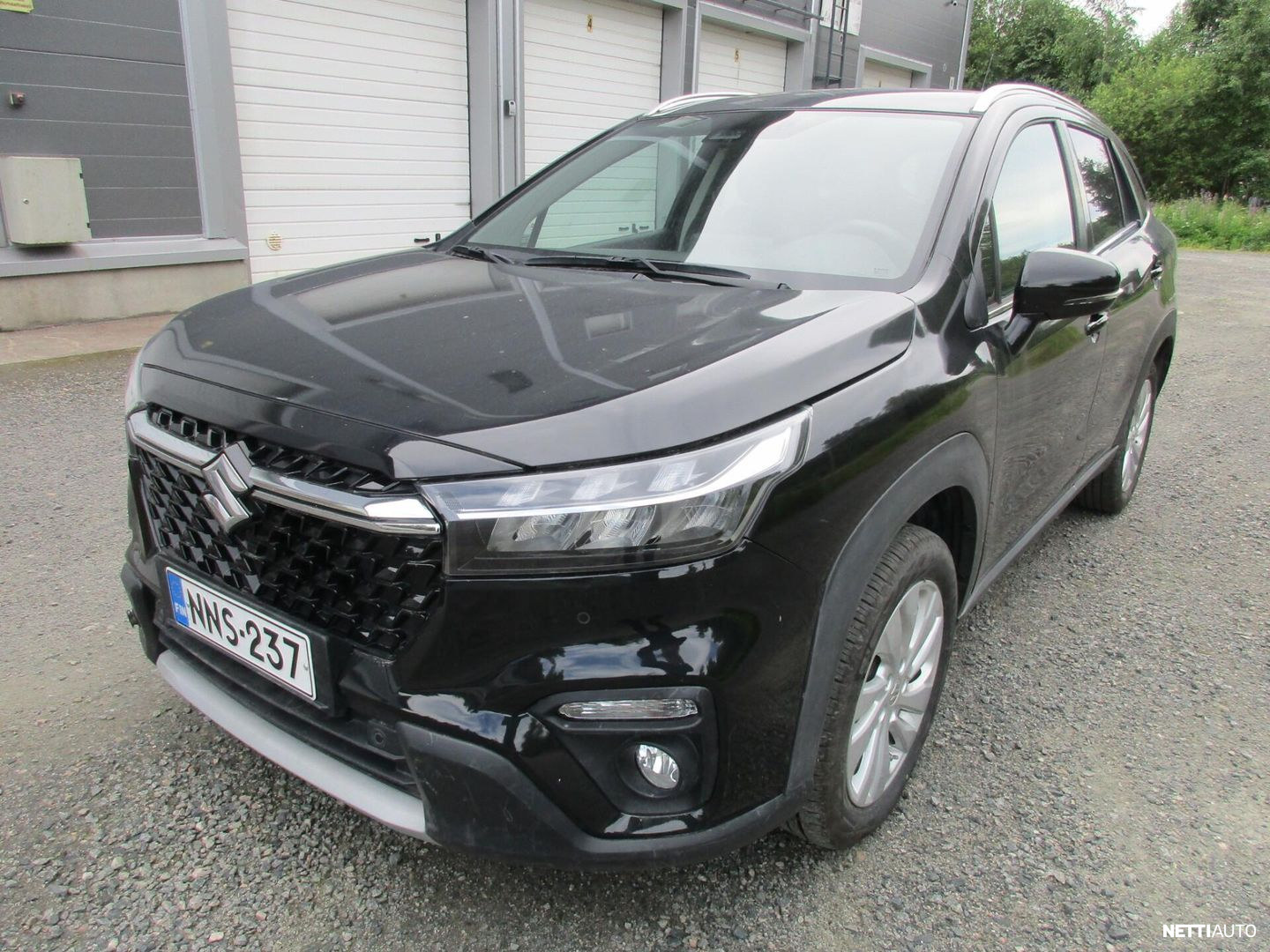Suzuki S-cross