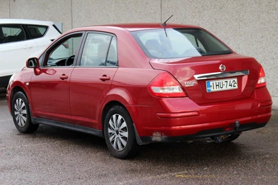 Nissan Tiida Sedan 1,6 Visia 2009, kuva 4/19