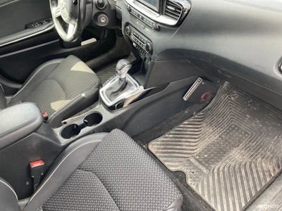 Kia Ceed 2018, kuva 7/10