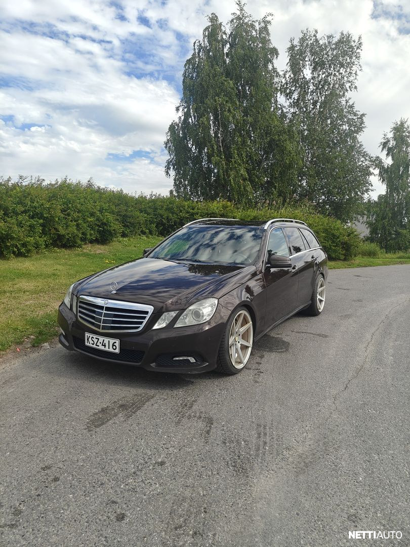 Mercedes-Benz E