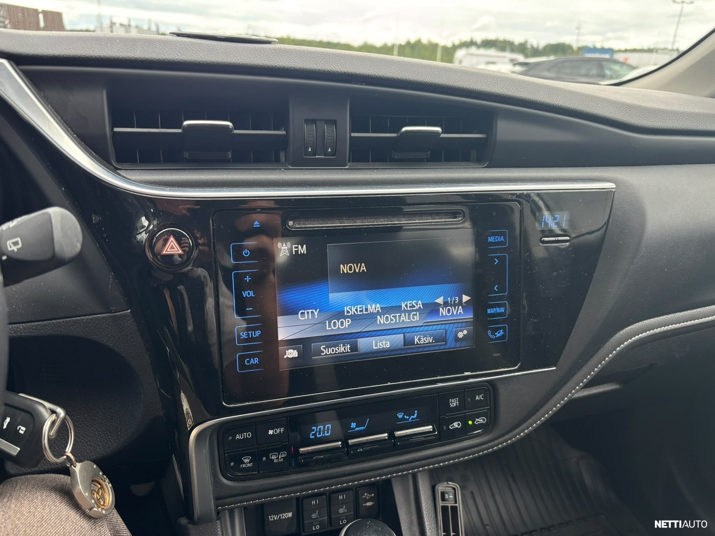 Toyota Auris 2016, kuva 6/8
