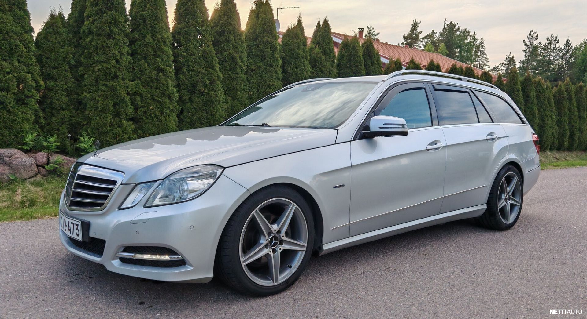 Mercedes-Benz E