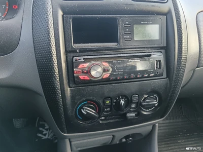 Mazda 323 1,5 1999, kuva 6/7