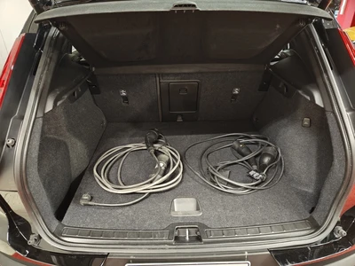 Volvo XC40 T5 TwE Core aut. WLTP 45 km 2023, photo 5/10