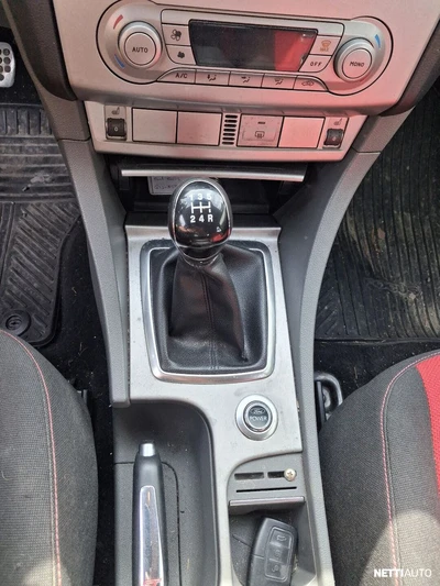 Ford Focus 2009, kuva 7/7