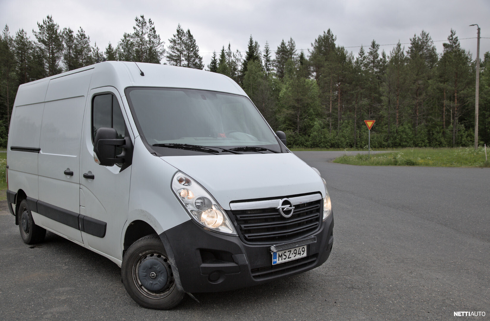 Opel Movano