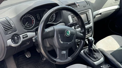Skoda Octavia RS 2.0 TDI 170hp 2010, kuva 2/2