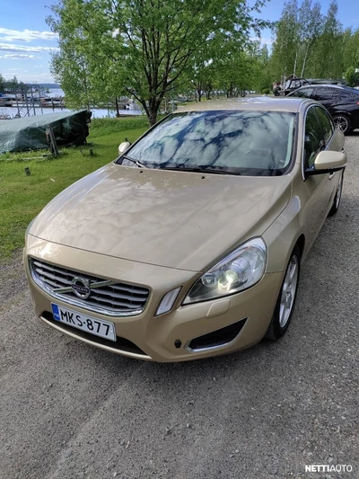 Volvo S60 D3 Summum 2012, kuva 8/8