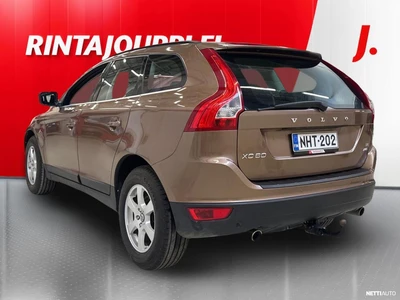 Volvo XC60 D5 AWD Momentum aut 2010, kuva 2/35