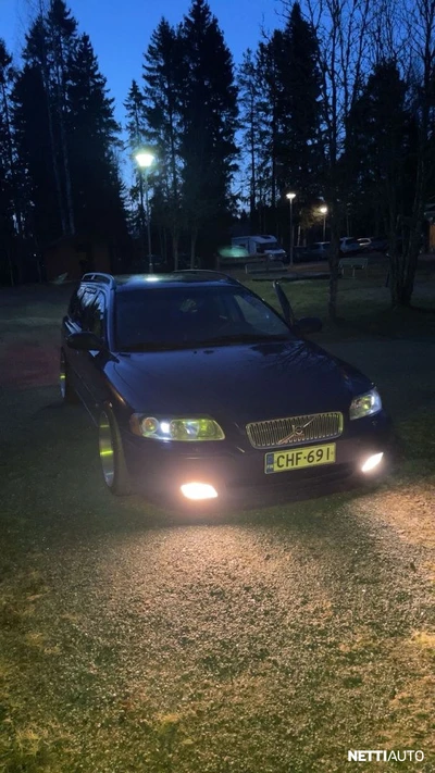 Volvo V70 2,4D A 2002, photo 3/9