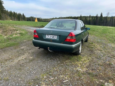 Mercedes-Benz C 1994, kuva 4/12