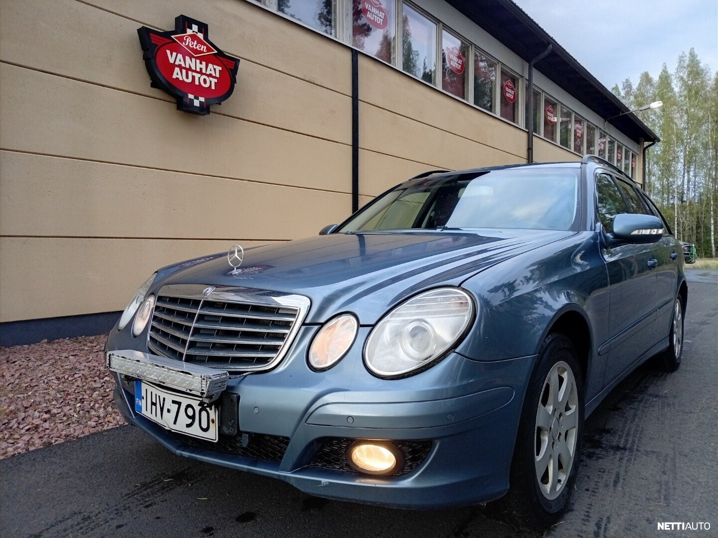 Mercedes-Benz E