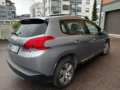 Peugeot 2008 Allure e-HDi 92 FAP 2Tronic 2013, photo 4/13