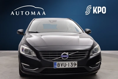 Volvo V60 D4 Momentum aut 2015, photo 3/8