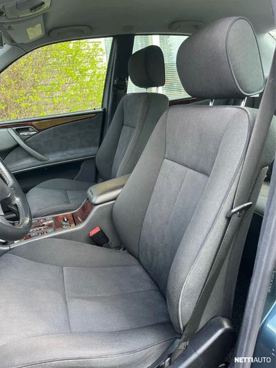 Mercedes-Benz E 270 CDI Elegance 2000, kuva 4/19