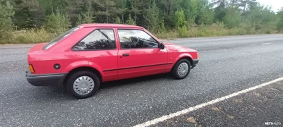 Ford Escort 1.3C 1988, kuva 3/8