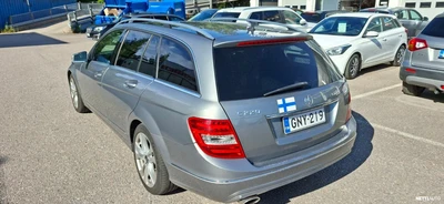 Mercedes-Benz C 2011, kuva 4/5