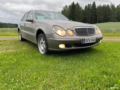 Mercedes-Benz E 200 E200 2004, kuva 2/15