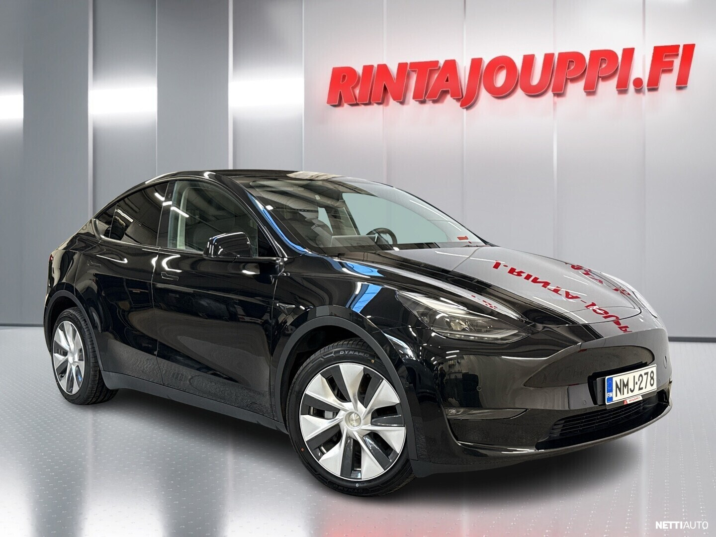 Tesla Model Y Long Range