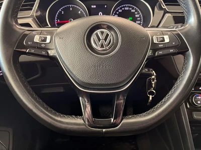 Volkswagen Touran 2019, photo 4/18