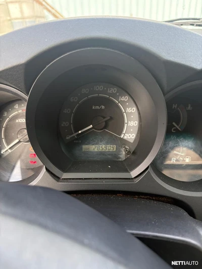 Toyota Hilux 2009, photo 7/9