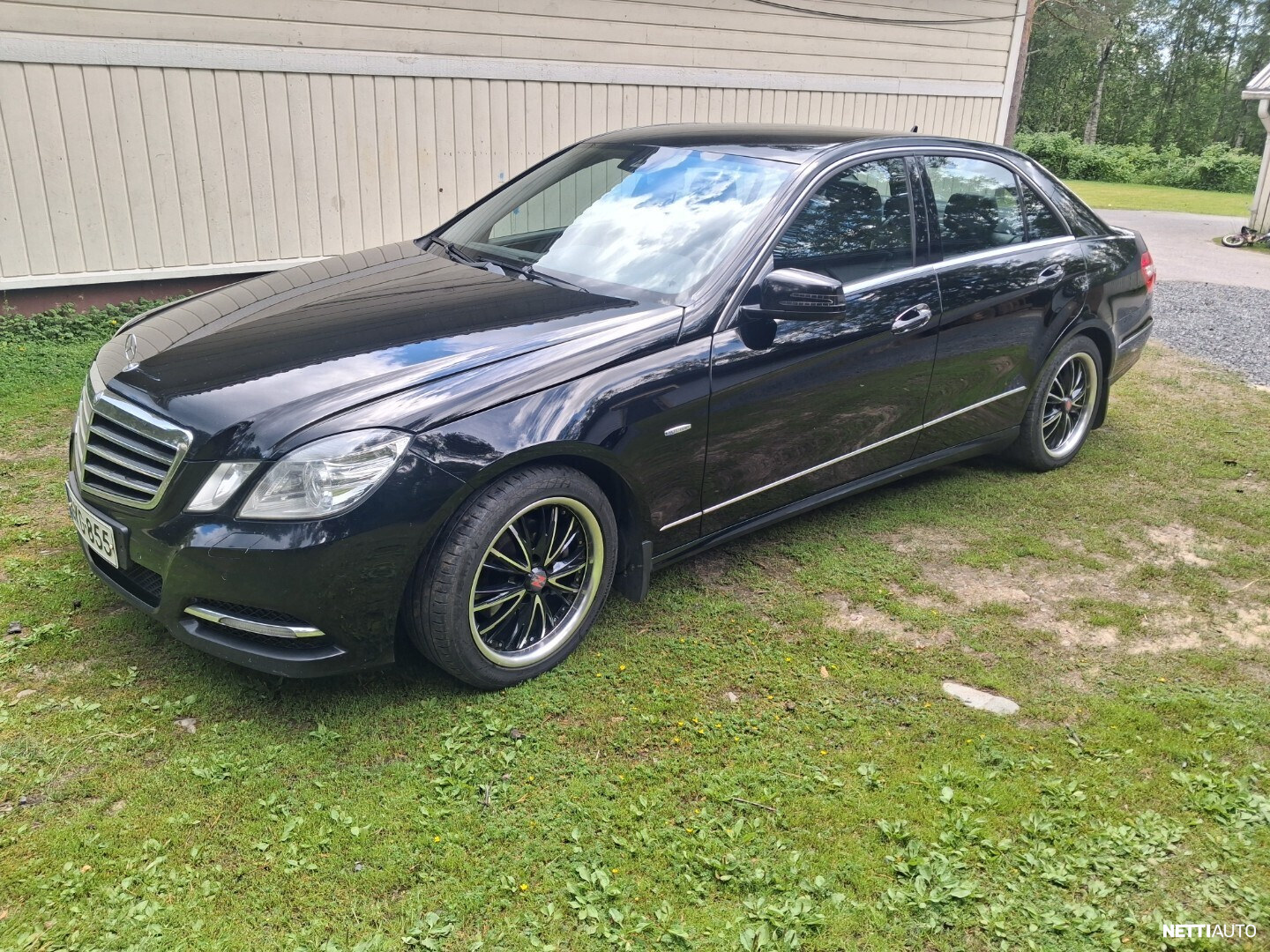 Mercedes-Benz E