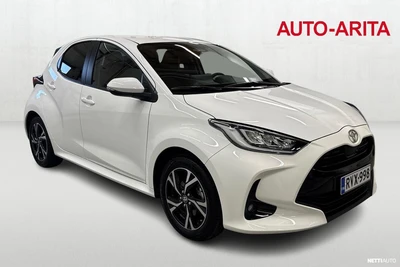 Toyota Yaris 1,5 Hybrid 116 Intense Plus 2024, photo 6/10