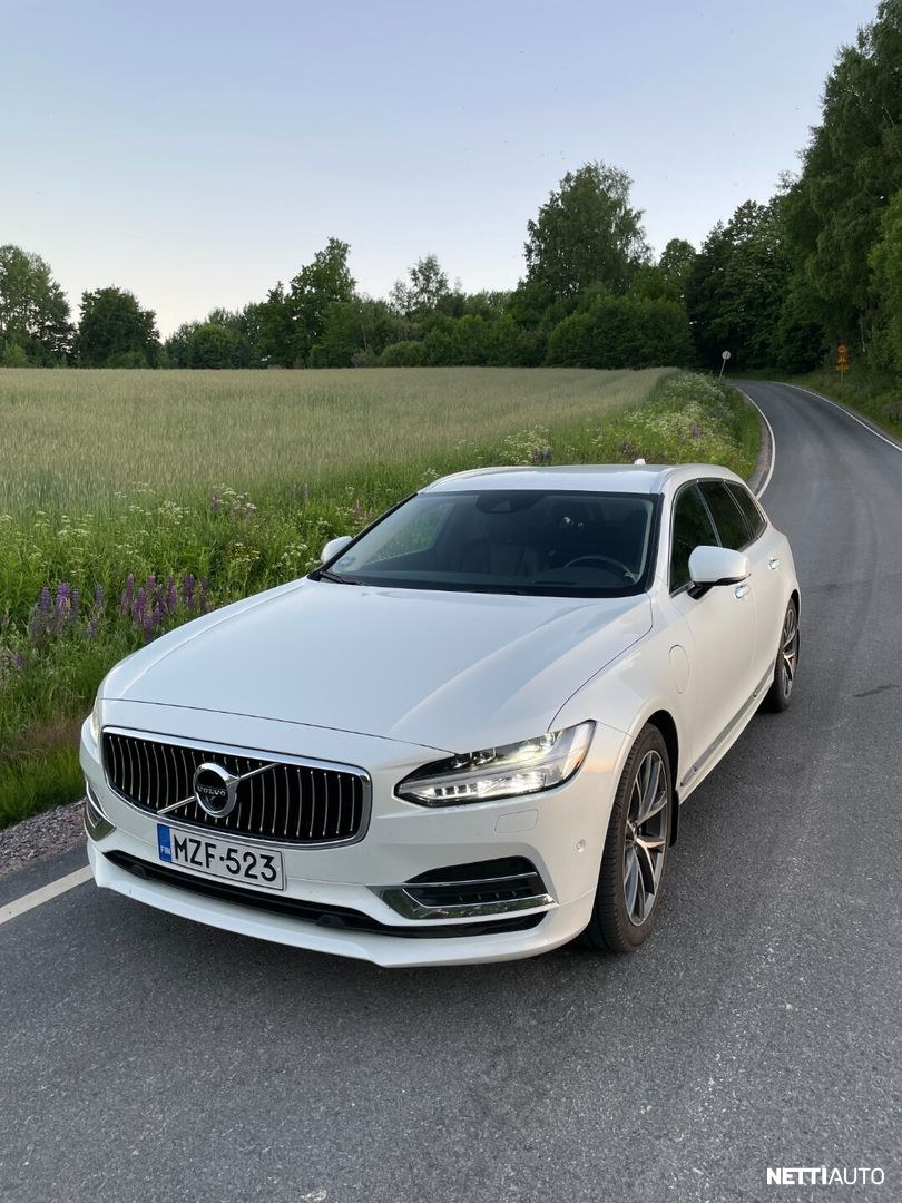 Volvo V90