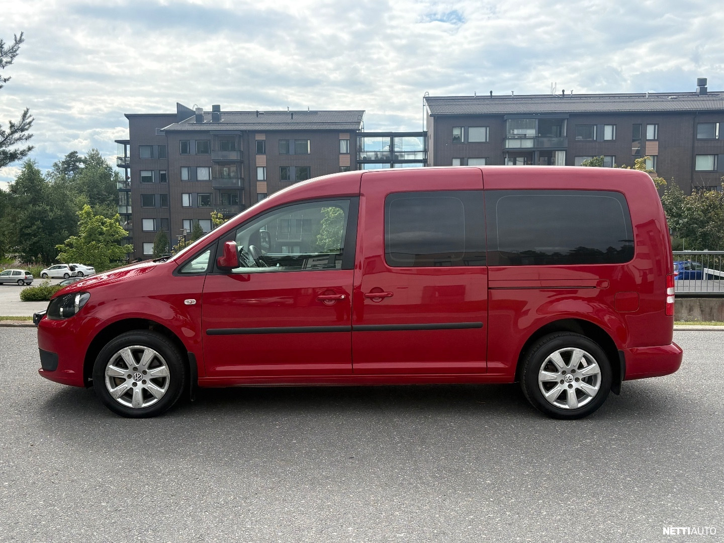 Volkswagen Caddy Maxi 2013, kuva 2/10