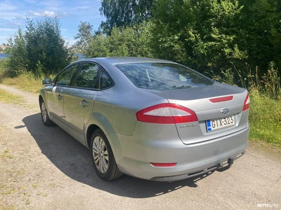 Ford Mondeo 2010, photo 4/16