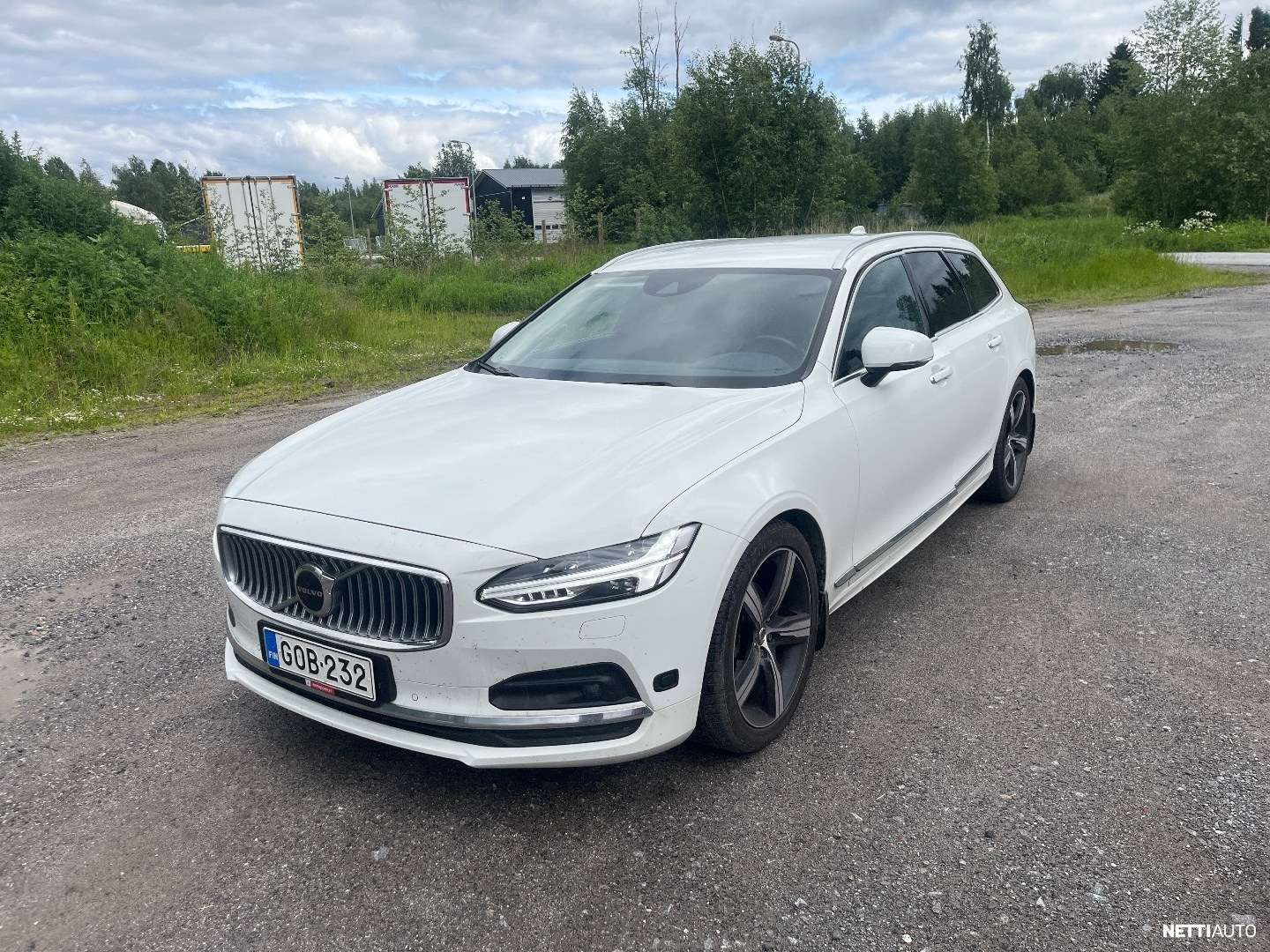 Volvo V90