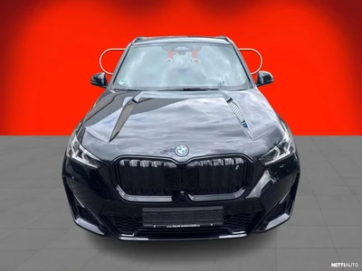 BMW iX1 U11 30 xDrive M Sport 2024, kuva 1/10