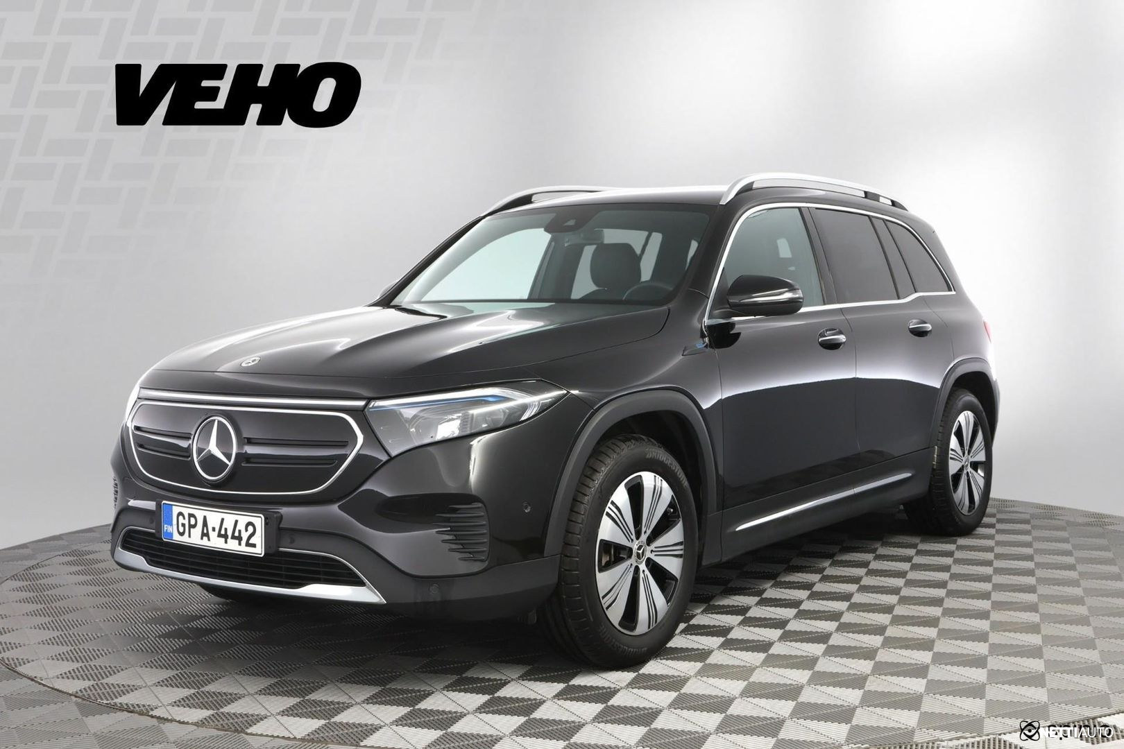 Mercedes-Benz EQB