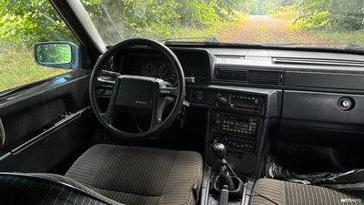 Volvo 740 GLE 2.0i 5d 1987, photo 4/4
