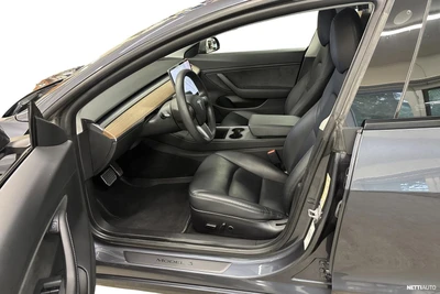 Tesla Model 3 Long Range 2021, kuva 7/19