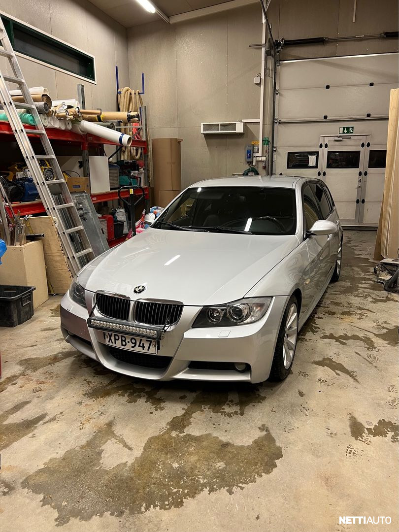 BMW 325