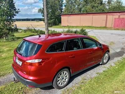 Ford Focus 2012, kuva 4/10