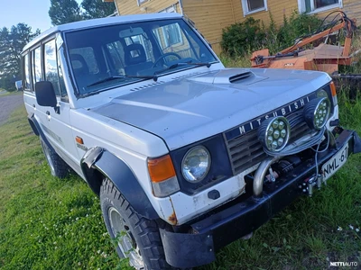 Mitsubishi Pajero 1987, photo 3/9