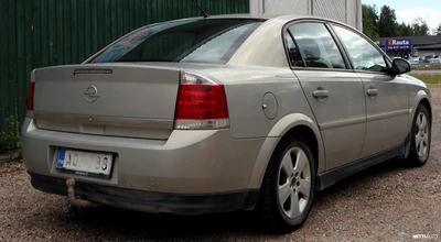 Opel Vectra 1.8 4d 90kw Comfort 2005, kuva 7/18