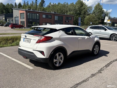 Toyota C-HR 1,8 Hybrid Active 2017, kuva 3/26