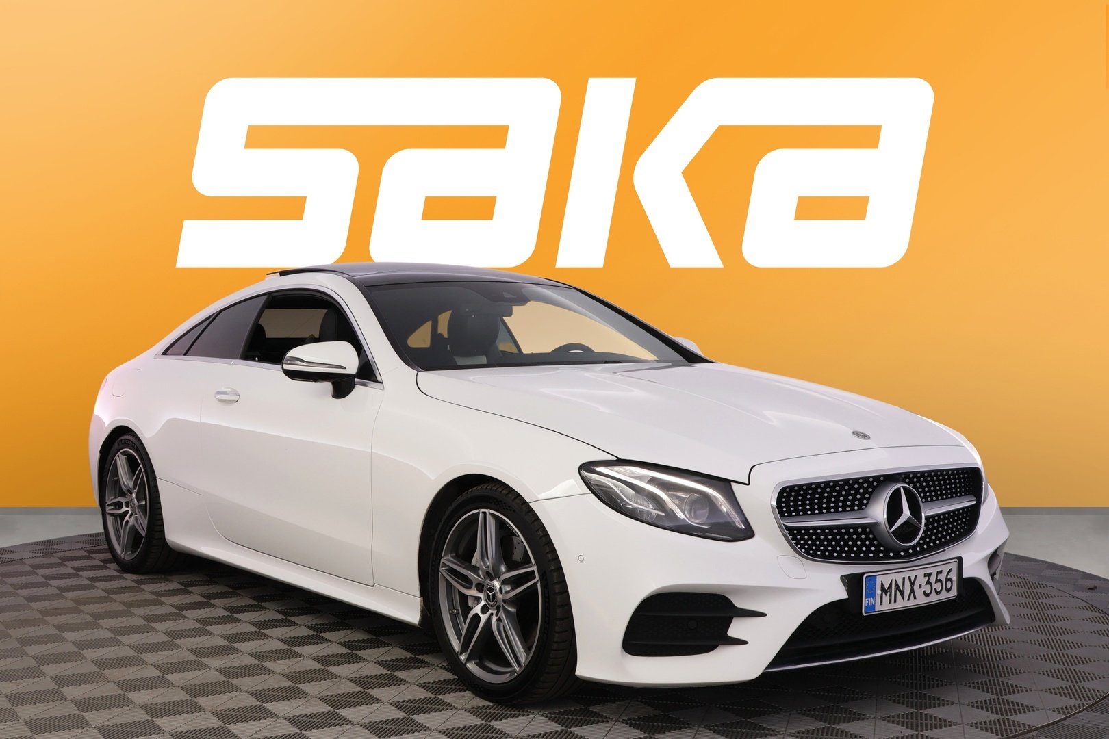 Mercedes-Benz E
